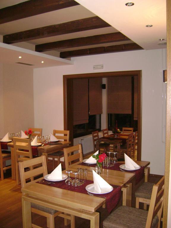 Guest House Zavicaj Pale Dış mekan fotoğraf